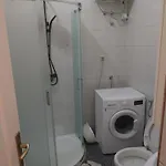 Tiha *