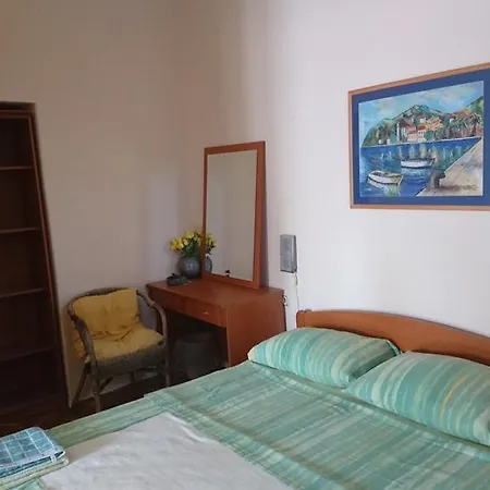 Tiha * Cavtat