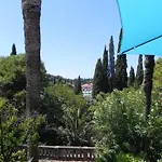 Tiha Apartment