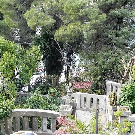 Tiha * Cavtat