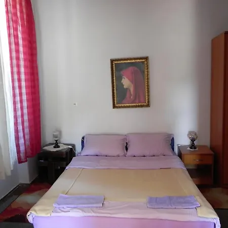Tiha Apartment