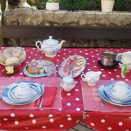 Διαμέρισμα Tiha *